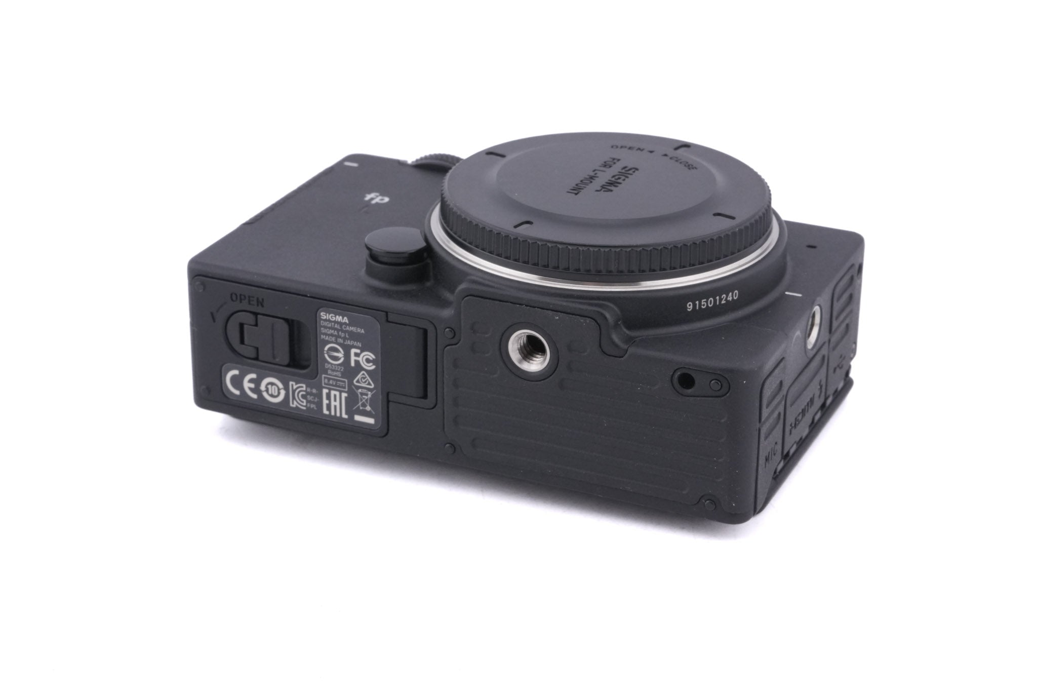 Sigma fp L + HU-11 Hot Shoe Unit + HG-11 Hand Grip