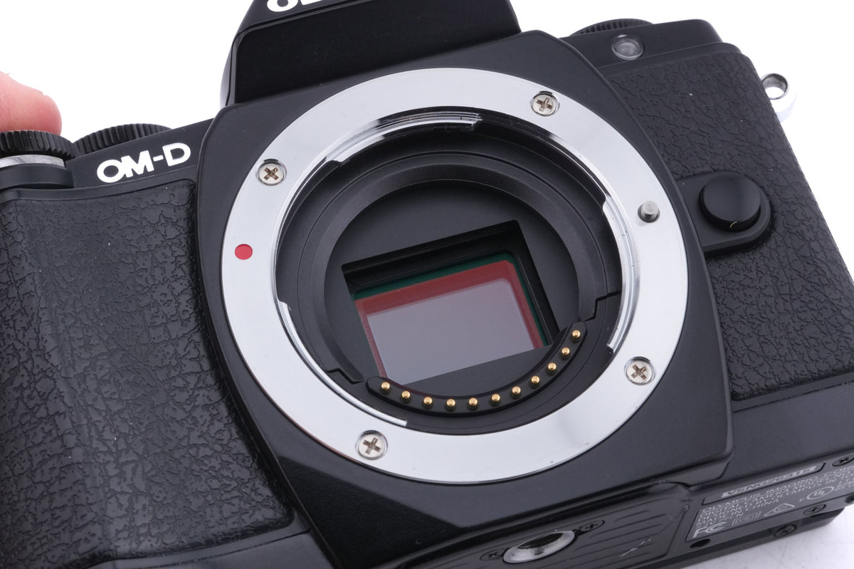 Olympus OM-D E-M10