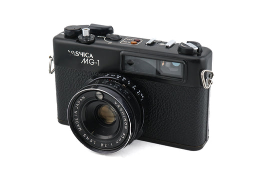 Yashica MG-1 - Camera