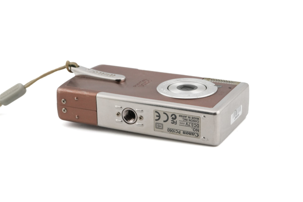 Canon IXUS i