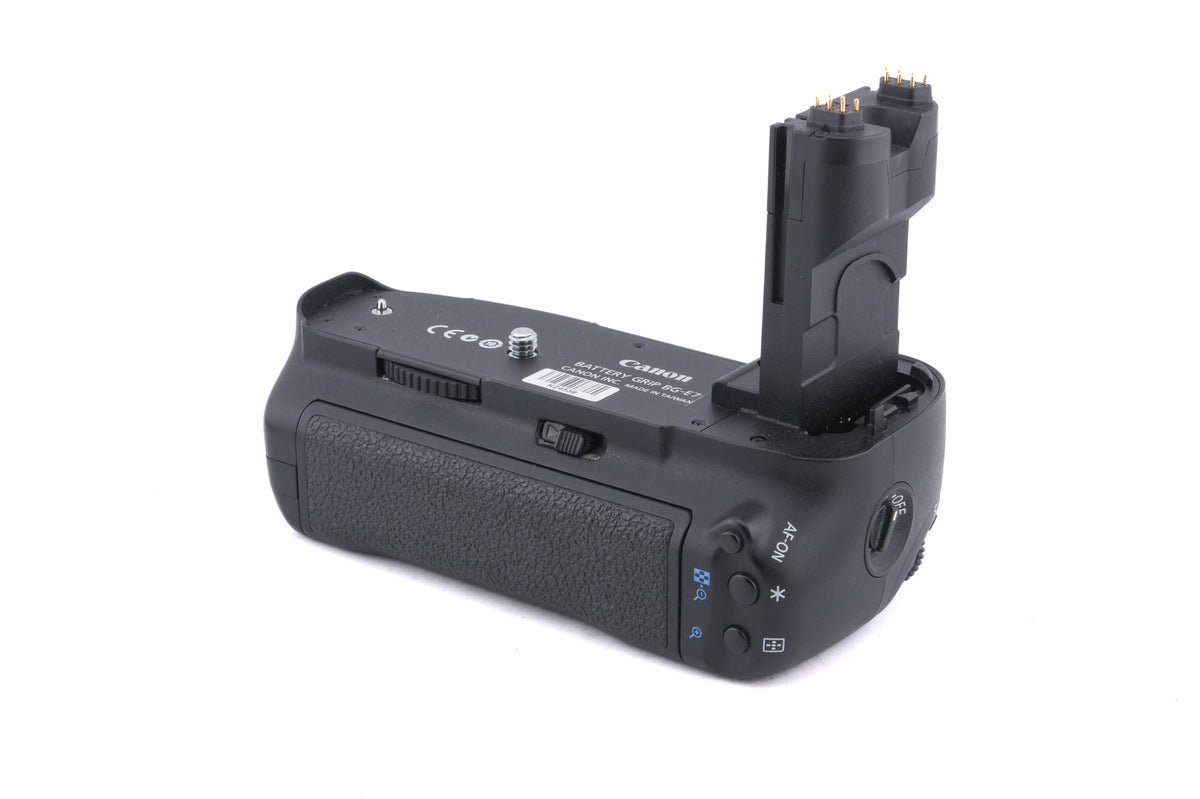 Canon BG-E7 Battery Grip + BGM-E6 AA Battery Magazine