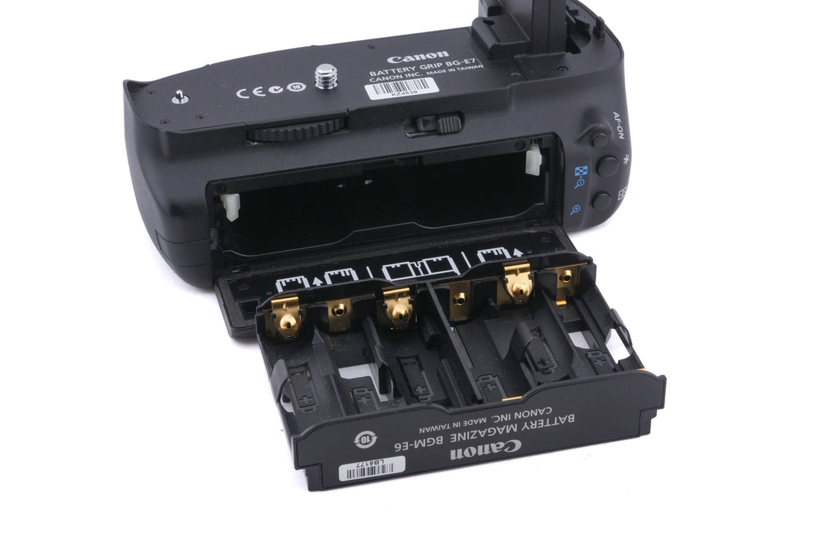 Canon BG-E7 Battery Grip + BGM-E6 AA Battery Magazine