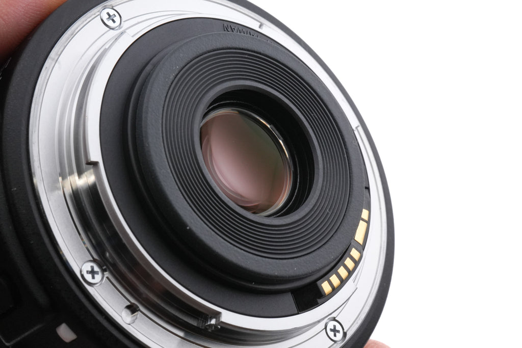 Canon 18-135mm f3.5-5.6 IS STM