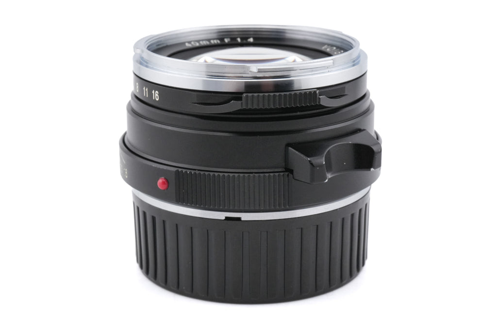 Voigtländer 40mm f1.4 Nokton Classic VM MC + LH-6 Lens Hood