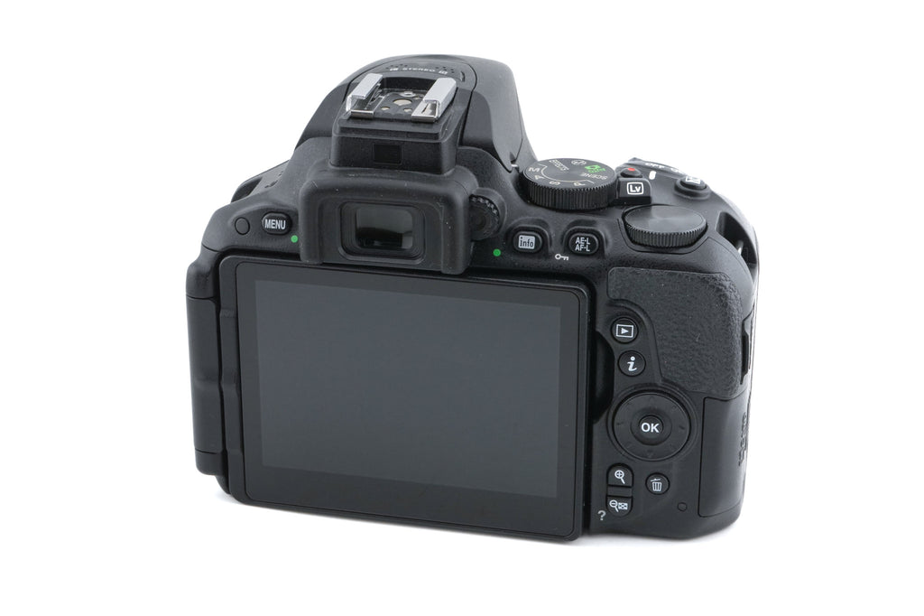 Nikon D5500