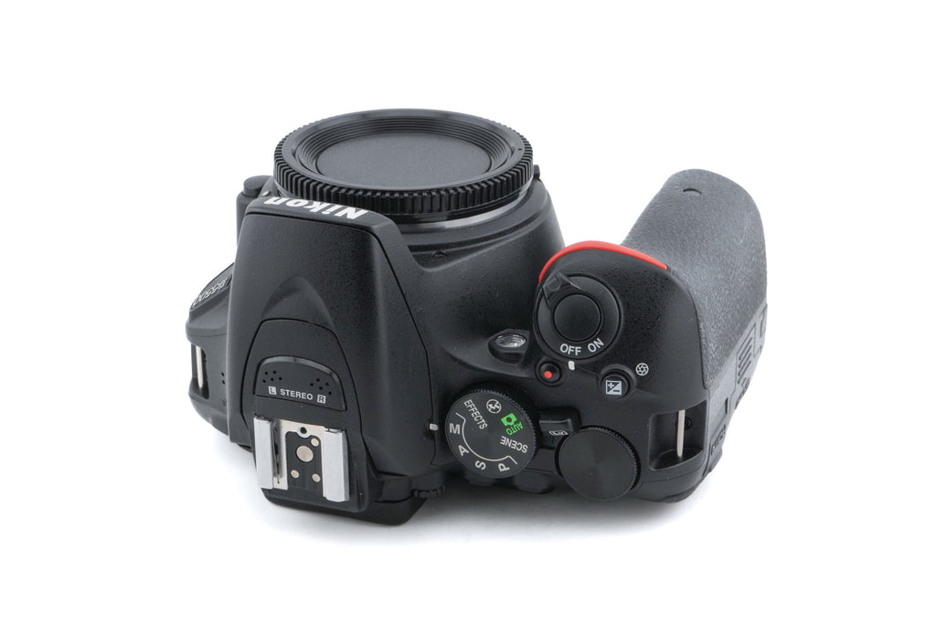 Nikon D5500