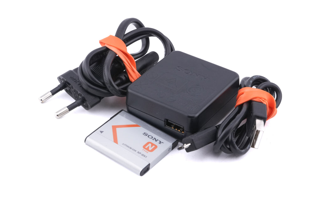Sony Cyber-Shot DSC-WX220