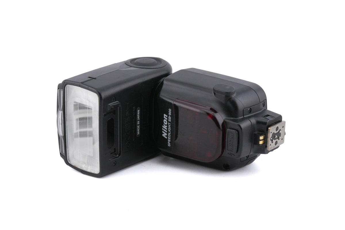 Nikon SB-900 Speedlight