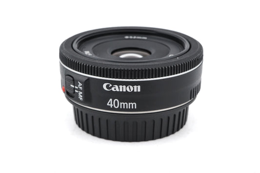 Canon 40mm f2.8 STM