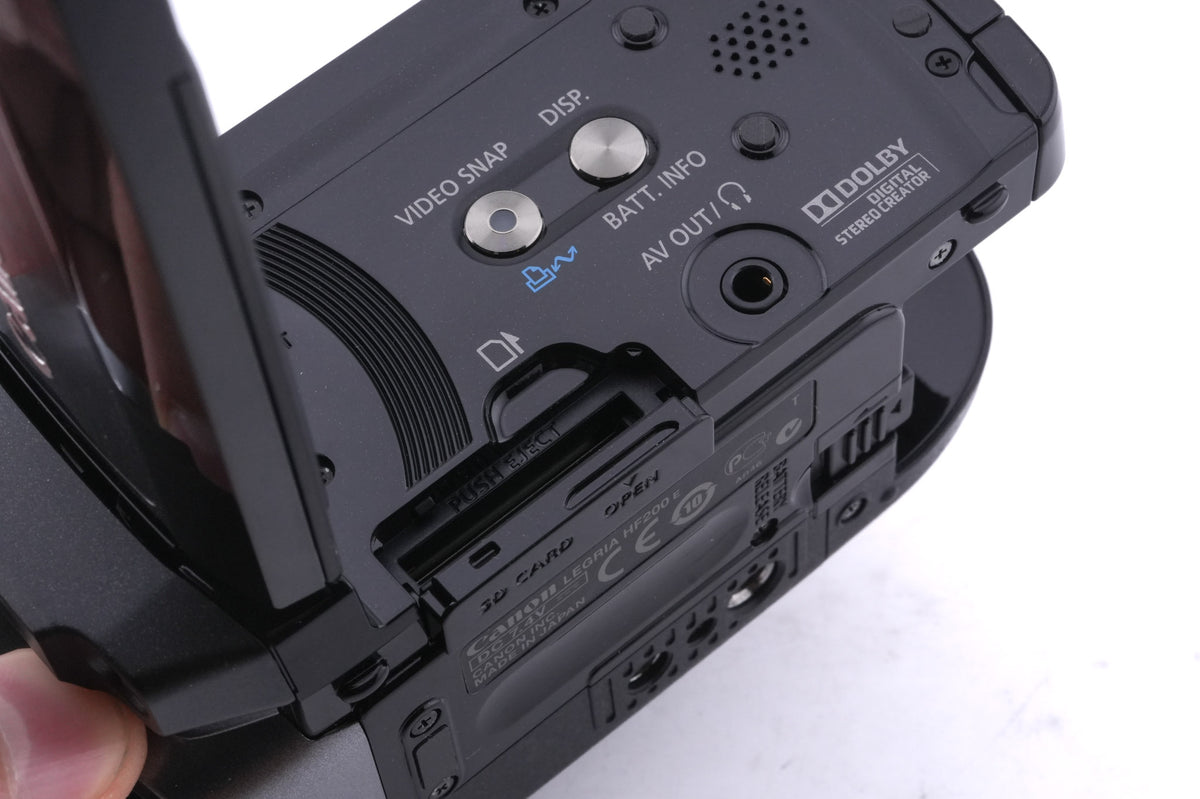 Canon Legria HF200