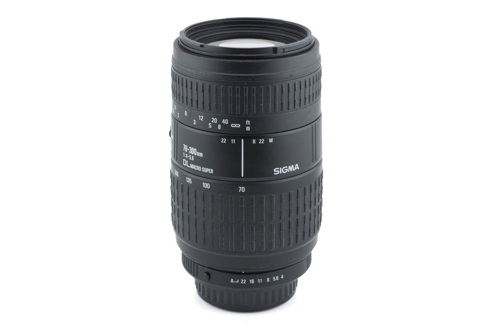 Sigma 70-300mm f4-5.6 DL Macro Super