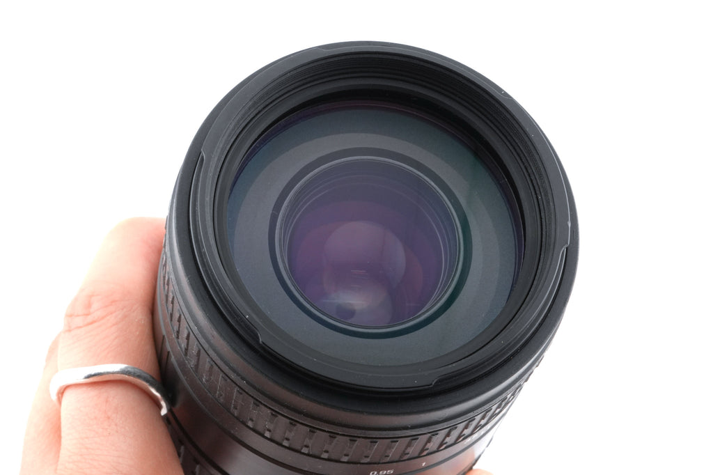 Sigma 70-300mm f4-5.6 DL Macro Super