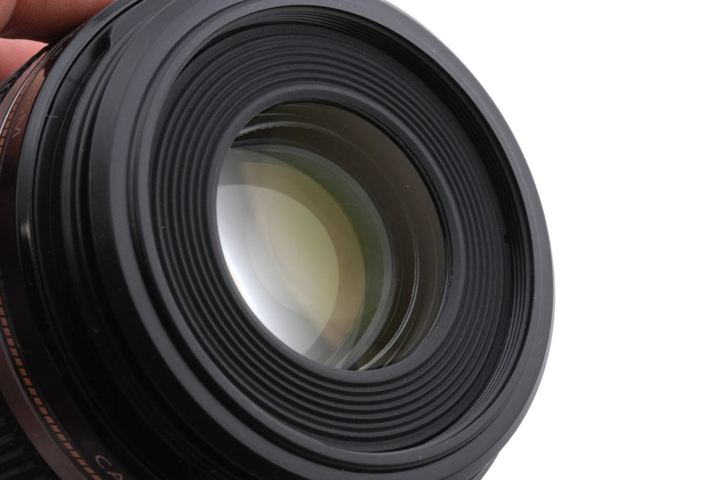 Canon 60mm f2.8 Macro USM