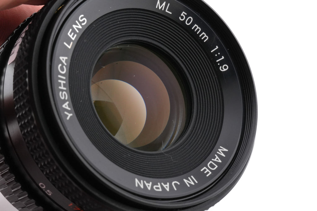 Yashica 50mm f1.9 ML