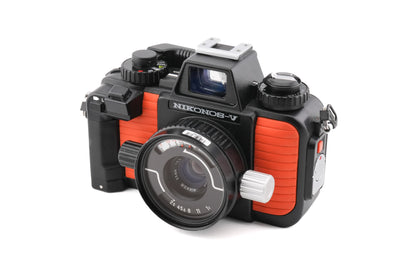 Nikon Nikonos-V + 35mm f2.5 Nikkor