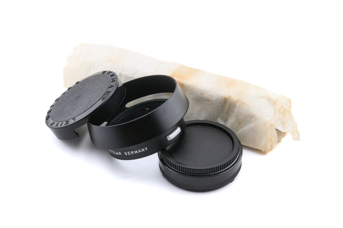 Leica M4-2 (Oskar Barnack Deluxe) (Gold, 10420) + 50mm f1.4 Summilux (Type II) (Oskar Barnack Deluxe) (11100)