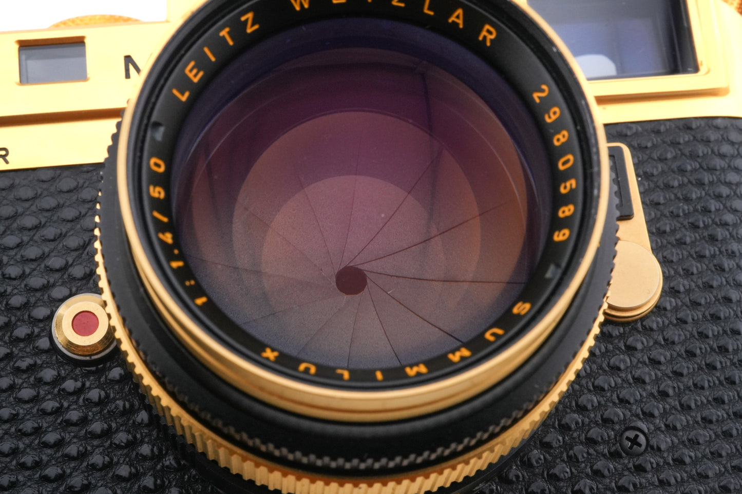 Leica M4-2 (Oskar Barnack Deluxe) (Gold, 10420) + 50mm f1.4 Summilux (Type II) (Oskar Barnack Deluxe) (11100)