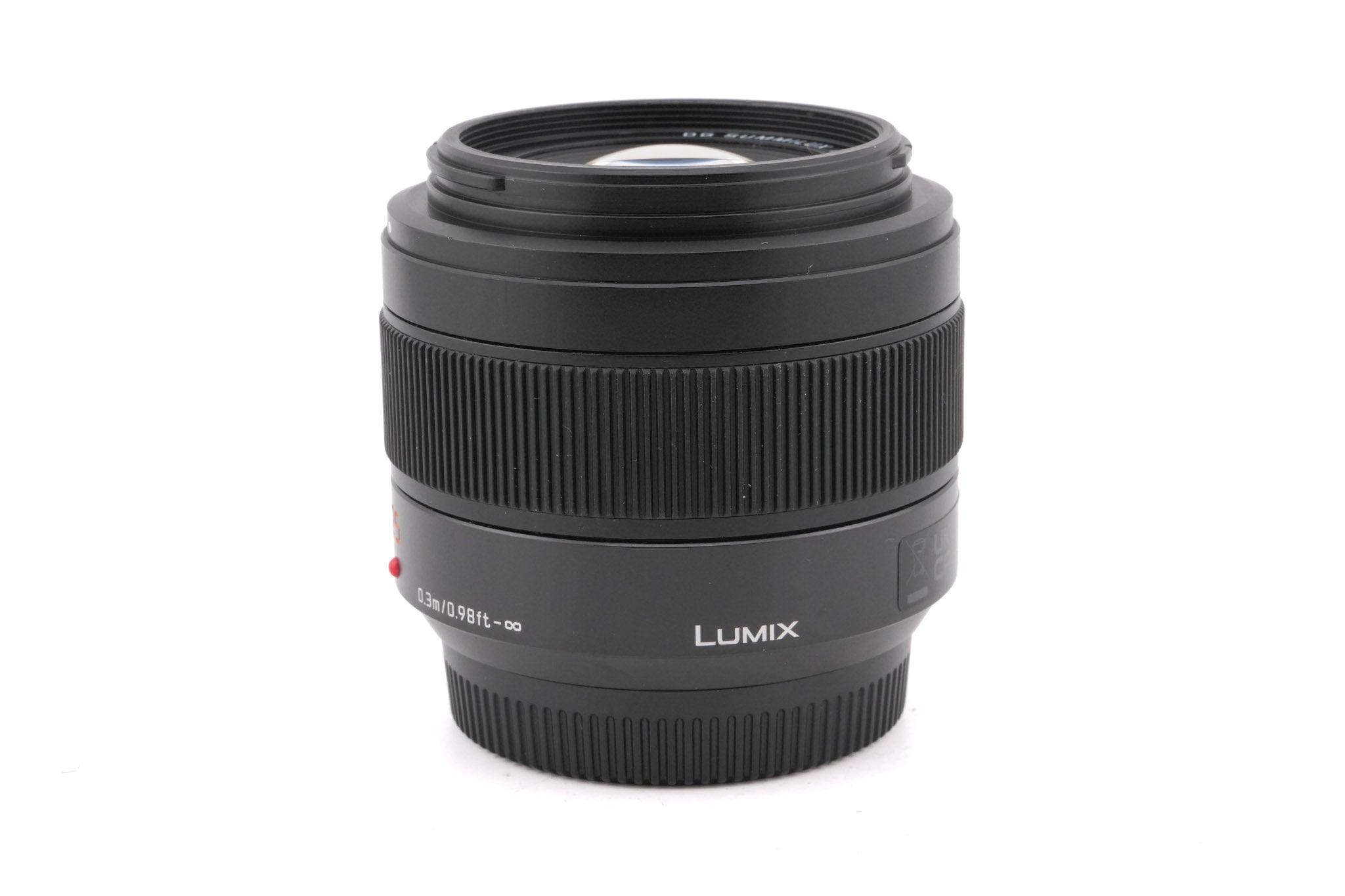 Panasonic 25mm f1.4 ASPH. Leica DG Summilux II