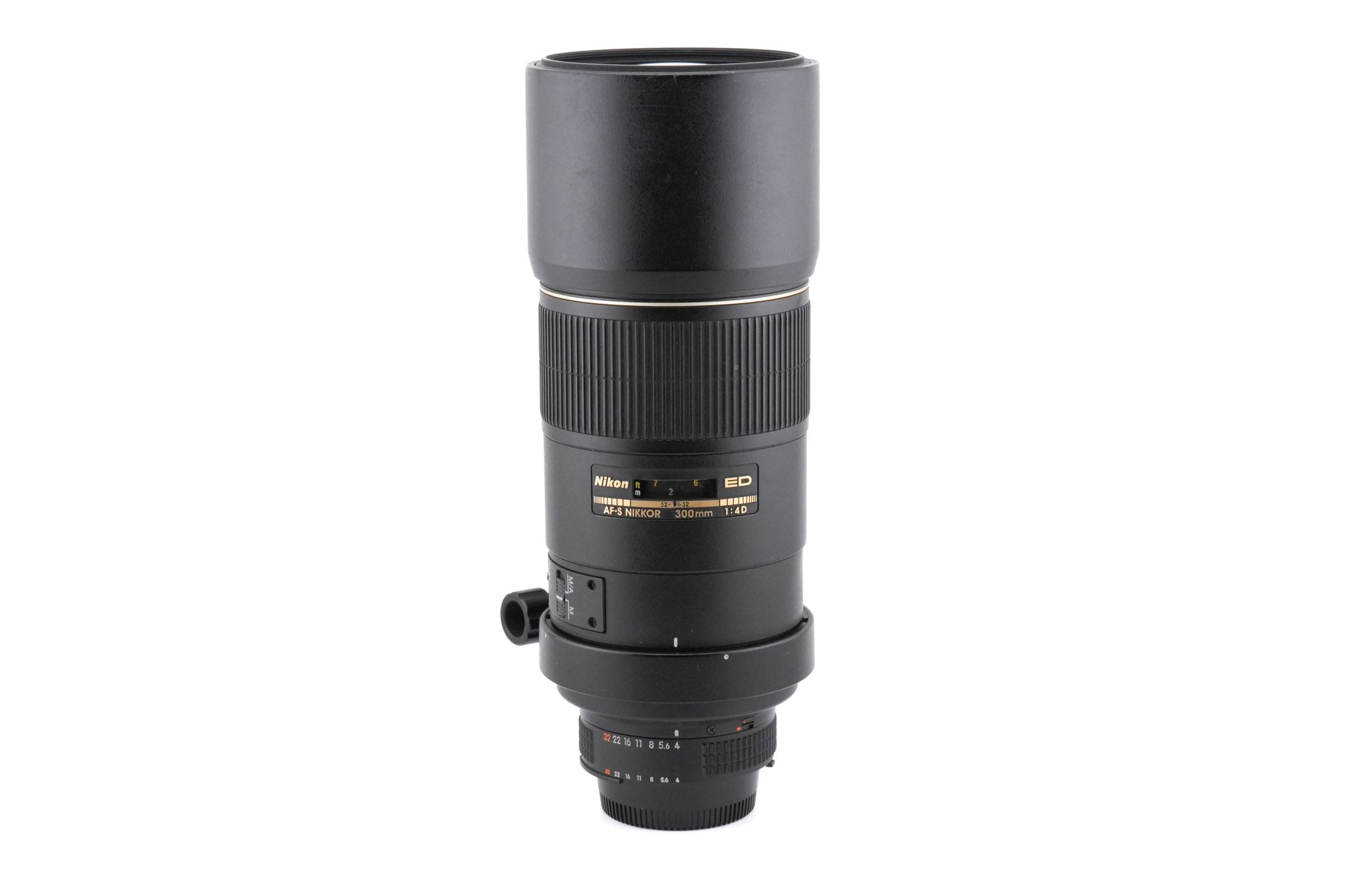 Nikon 300mm f4 AF-S Nikkor D ED