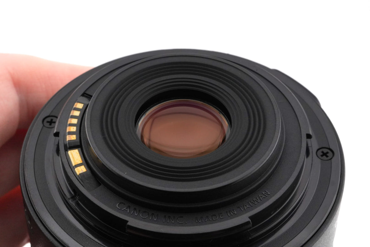 Canon 18-55mm f3.5-5.6 III