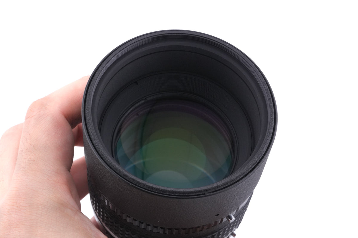 Nikon 105mm f2 AF DC-Nikkor D