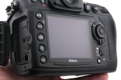 Nikon D700