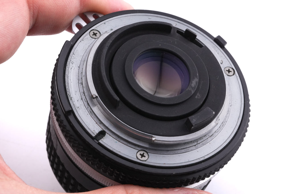 Nikon 28mm f3.5 Nikkor AI