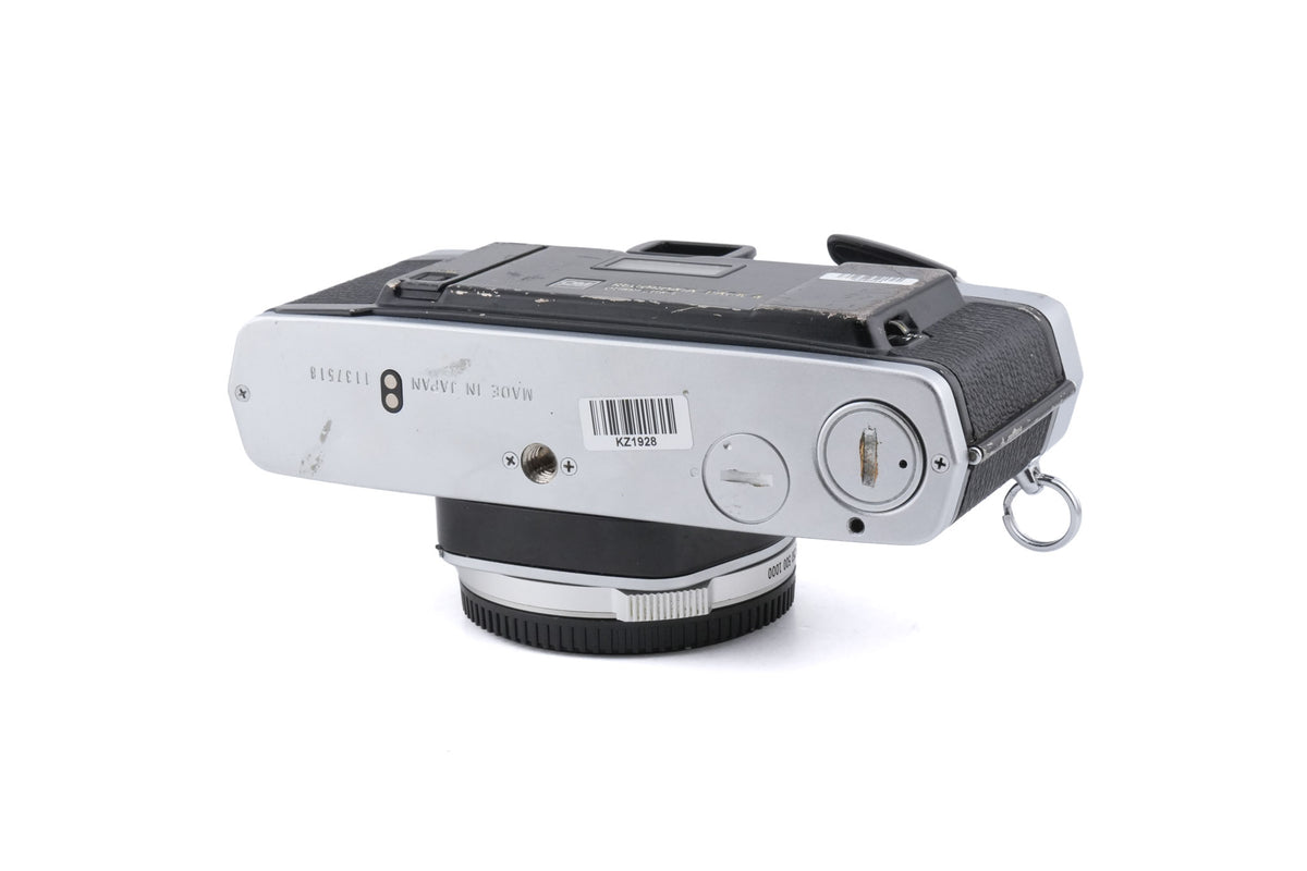 Olympus OM-2N + Recordata Back 4