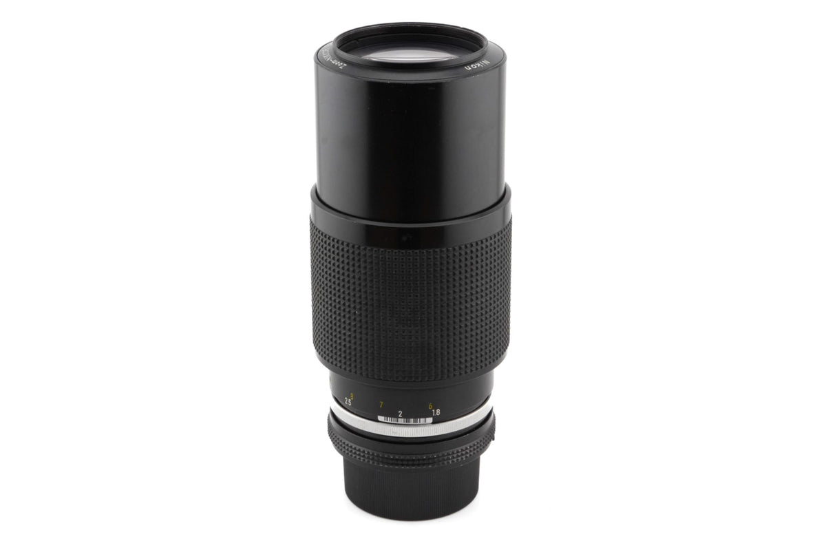 Nikon 80-200mm f4.5 Zoom-Nikkor AI
