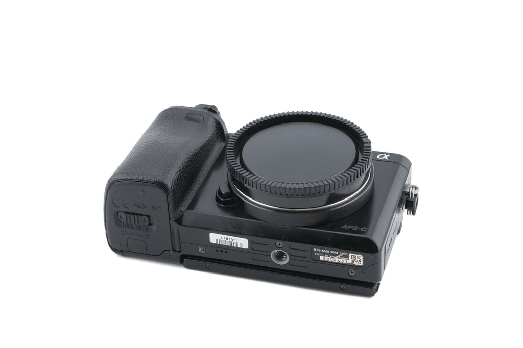 Sony A6000