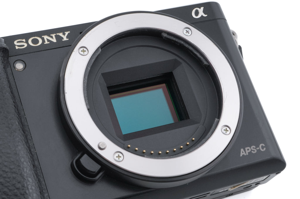 Sony A6000