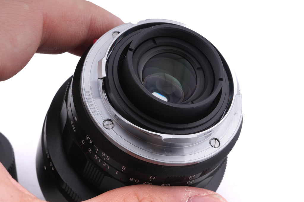 Voigtländer 15mm f4.5 Super Wide-Heliar Aspherical III VM