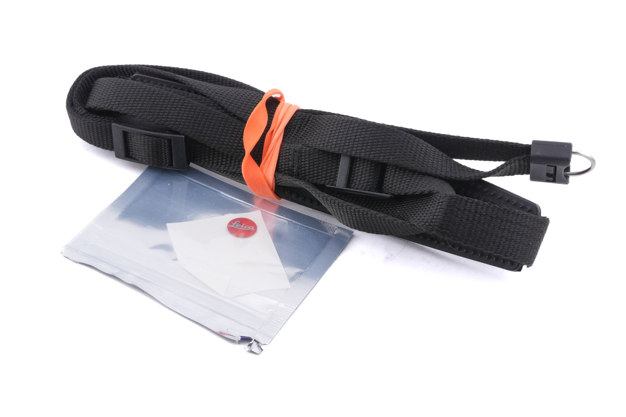 Leica M7 (0.72x) (Black, 10503) + Neck Strap (14312)