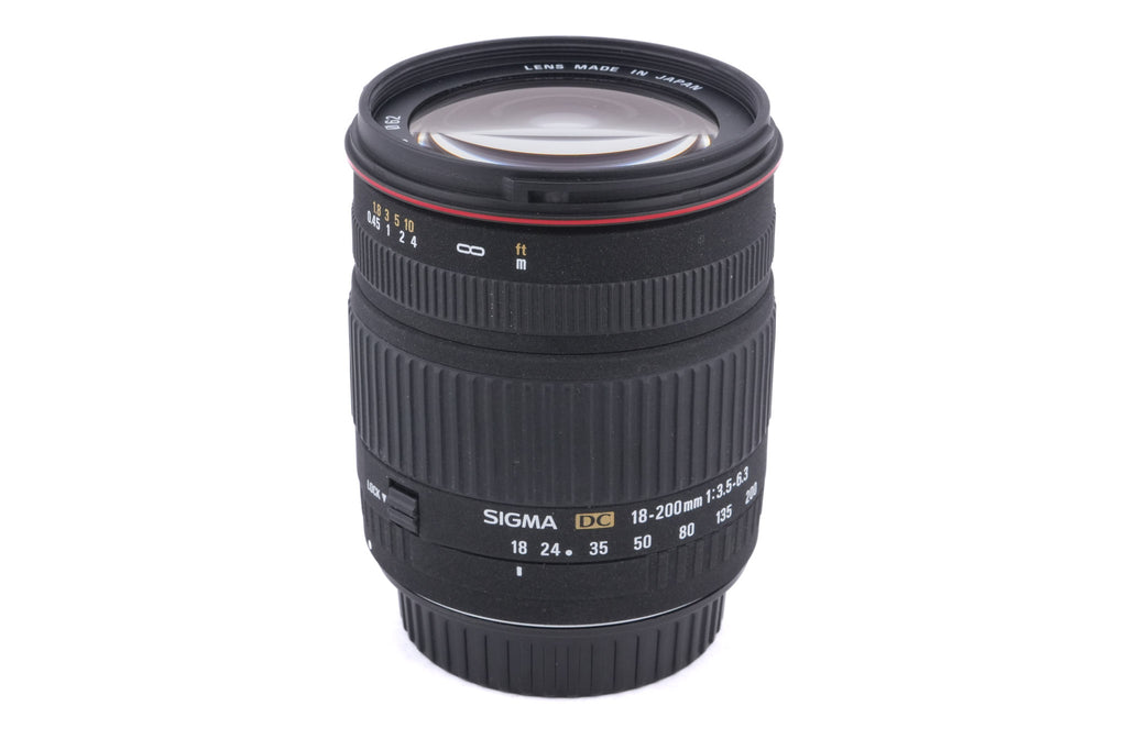 Sigma 18-200mm f3.5-6.3 DC