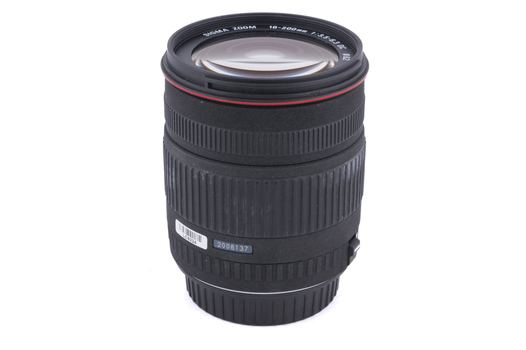 Sigma 18-200mm f3.5-6.3 DC