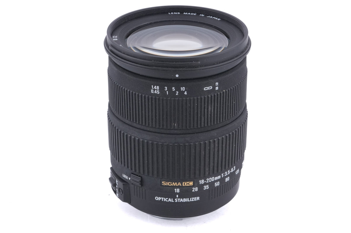 Sigma 18-200mm f3.5-6.3 DC OS