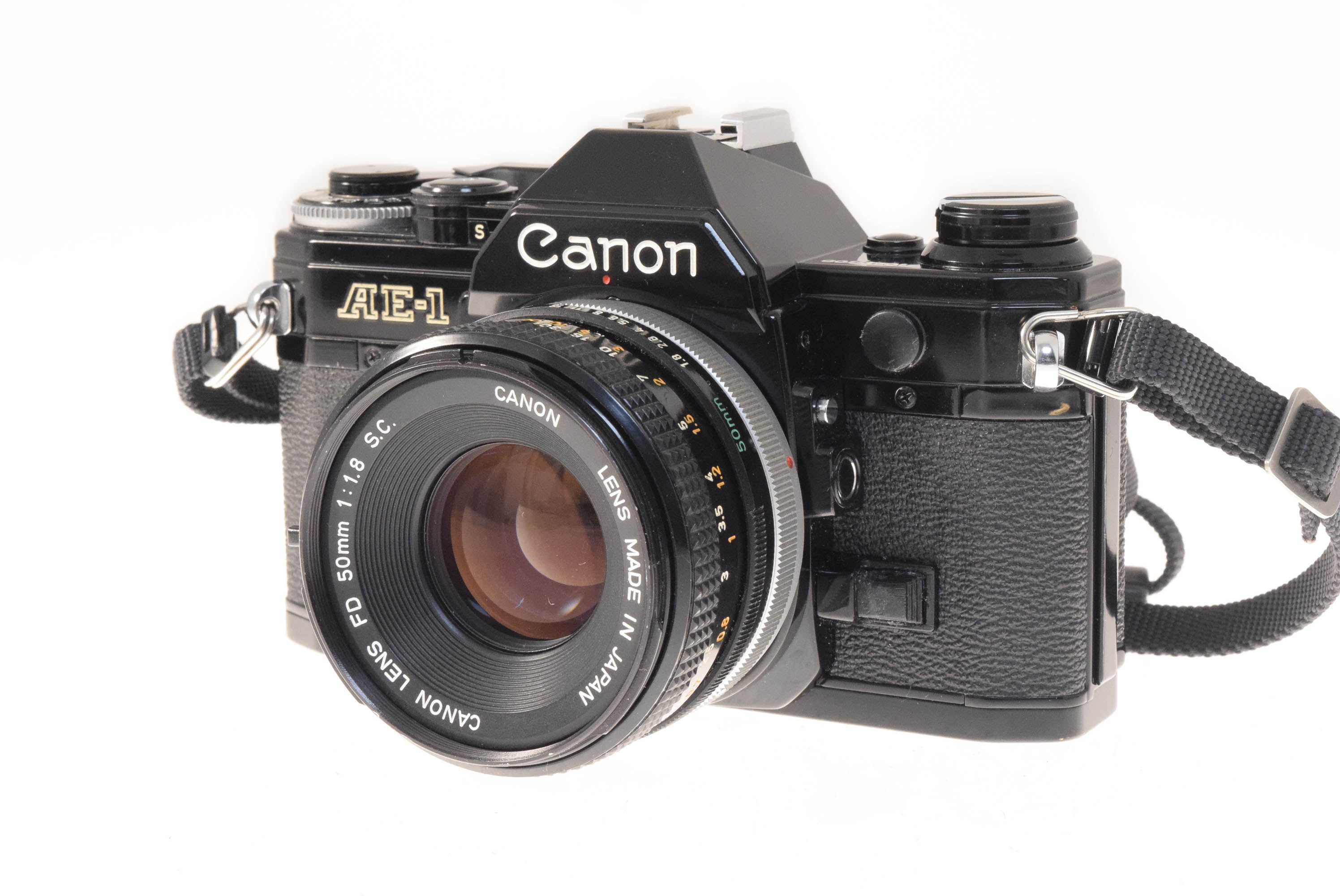 Canon AE-1 + 50mm f1.8 S.C. – Kamerastore