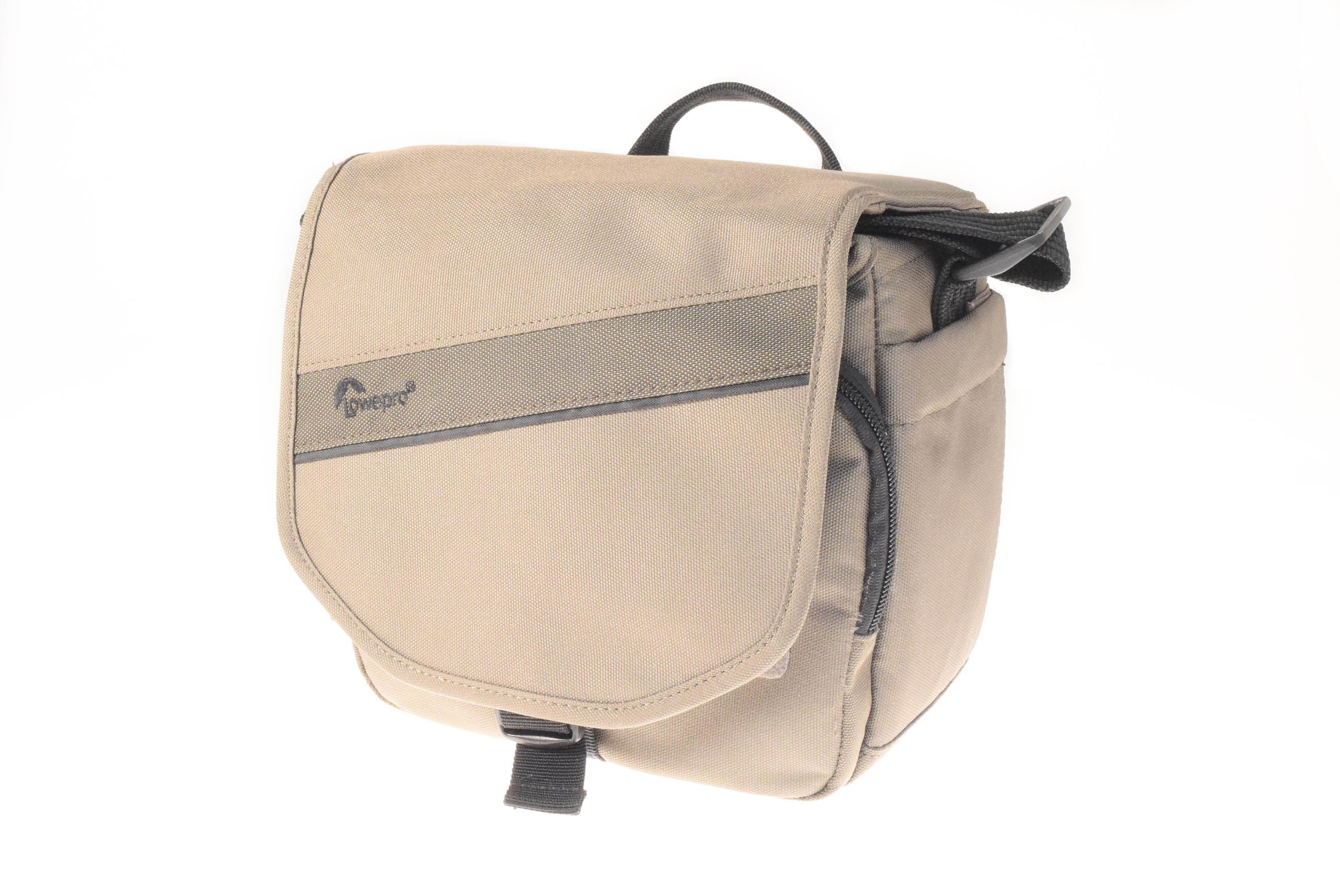 Lowepro store event messenger