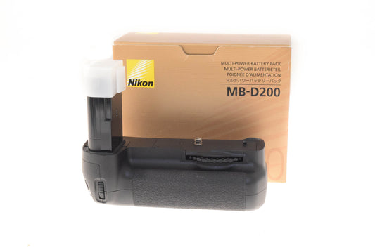 Nikon MB-D200