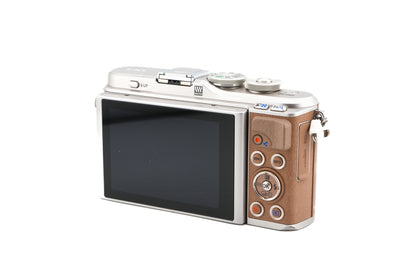 Olympus PEN E-PL9