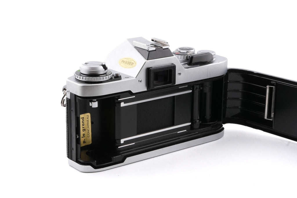 Canon AV-1