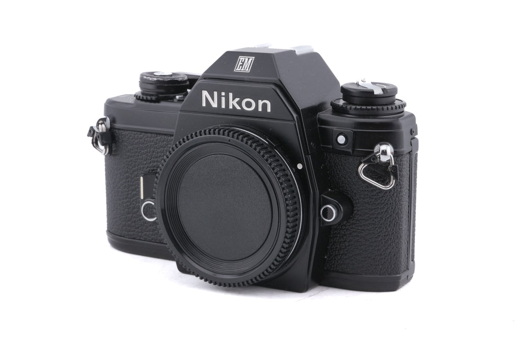 Nikon EM