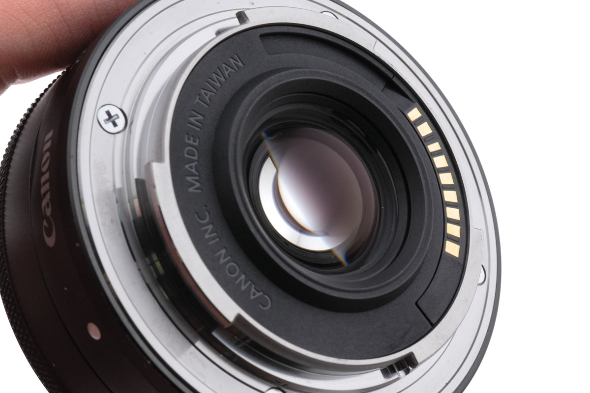 Canon 22mm f2 STM