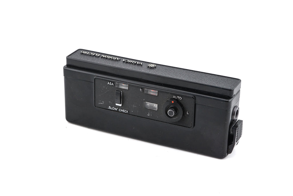 Yashica Atoron Electro + Atoron Electro Flash Gun