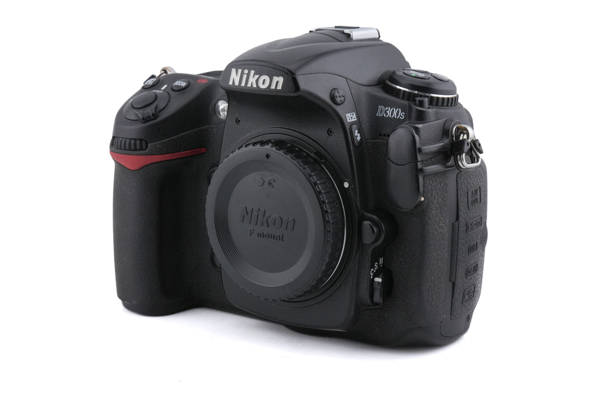 Nikon D300S