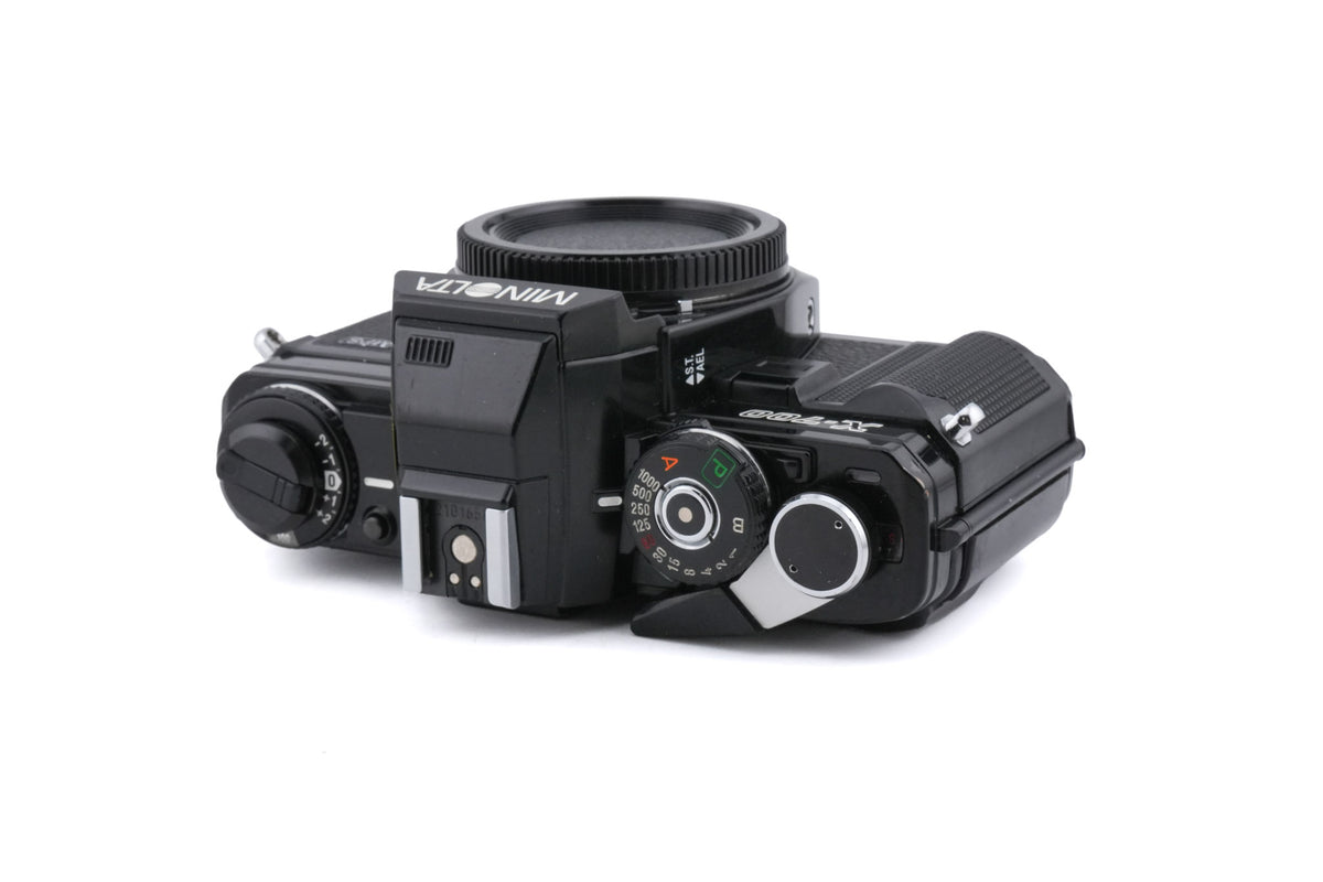 Minolta X-700