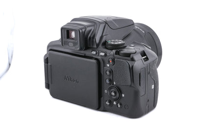 Nikon Coolpix P900
