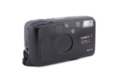 Yashica T4