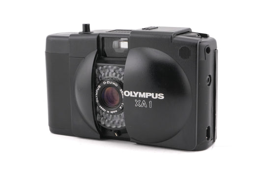 Olympus XA1