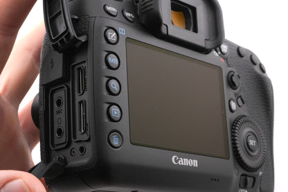 Canon EOS 5D Mark IV